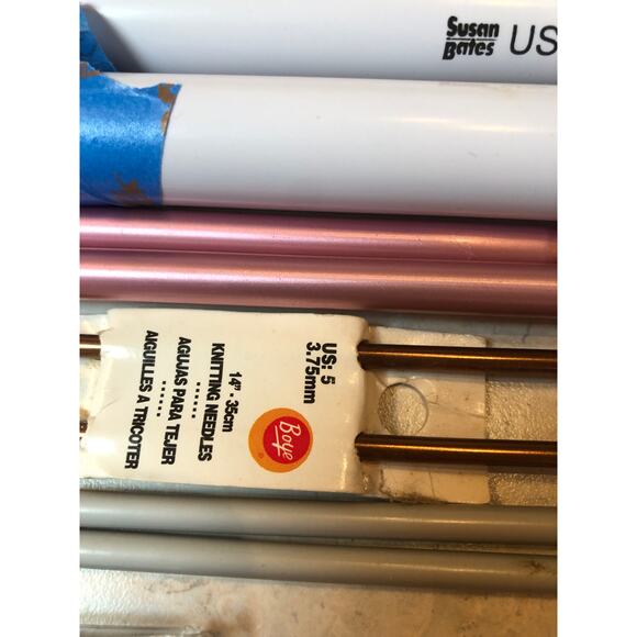 Knitting Needles Lot of mixed Sizes 5,8,2-11’s,15,35. Different materials,makers - Picture 3 of 5